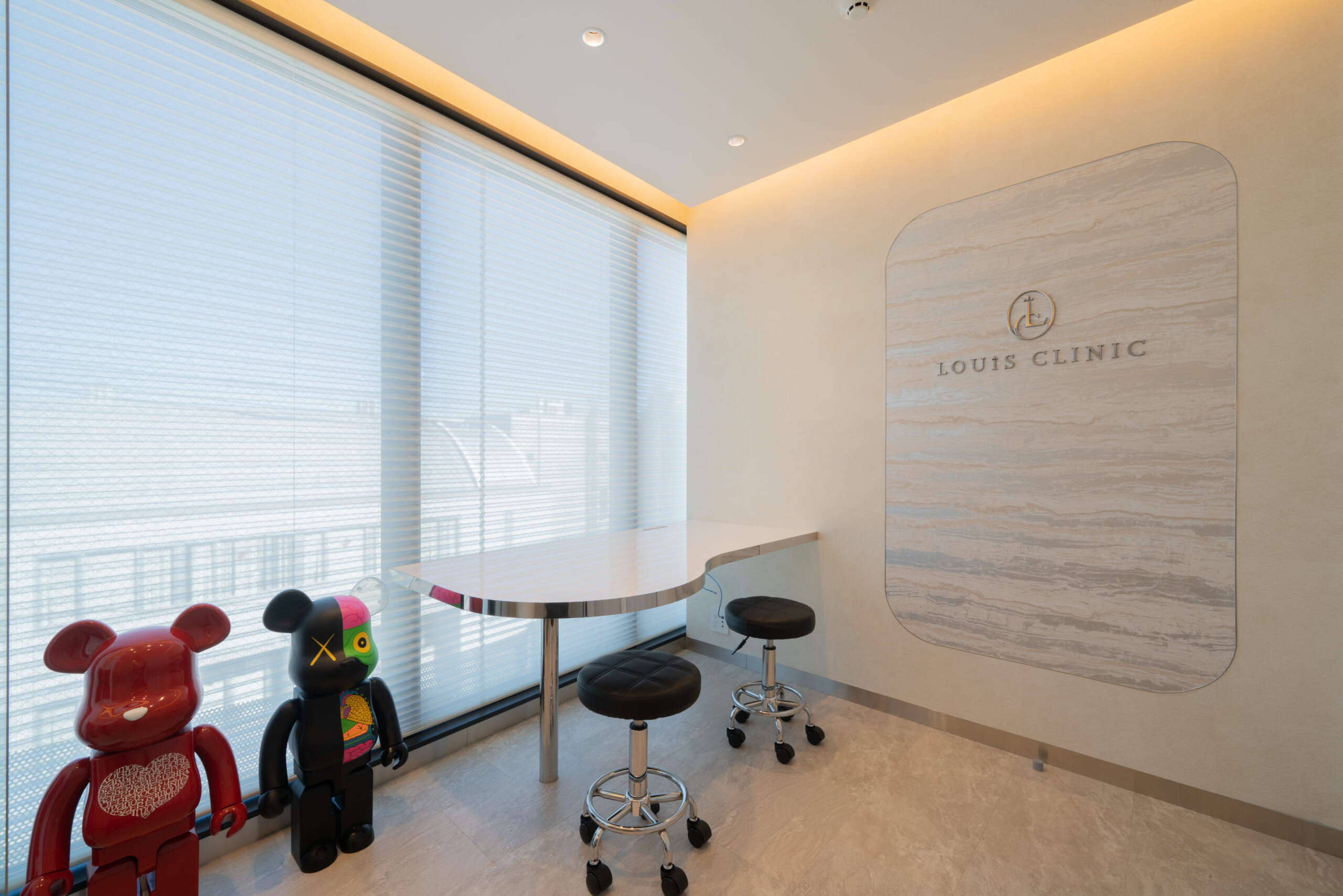 LOUIS CLINIC 院内